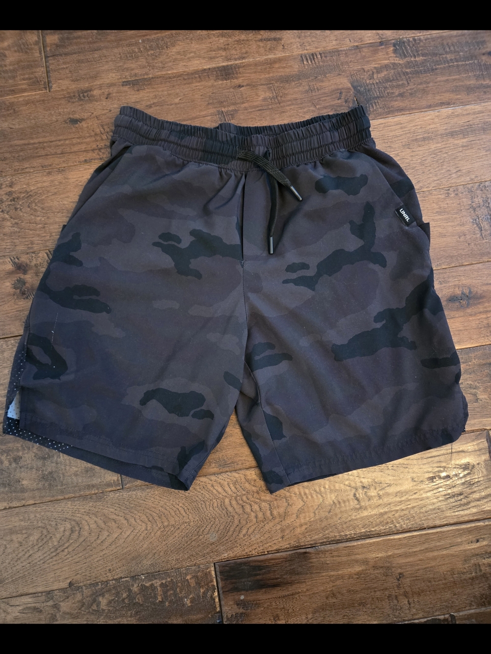 Men's UNRL Stride 7.5" Shorts
Black-Camo